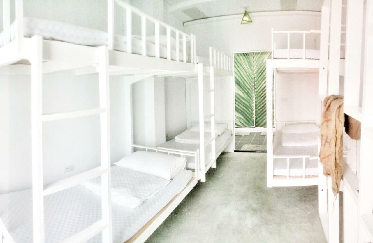 Cong Sen Backpackers Hostel T'ai-tung Extérieur photo
